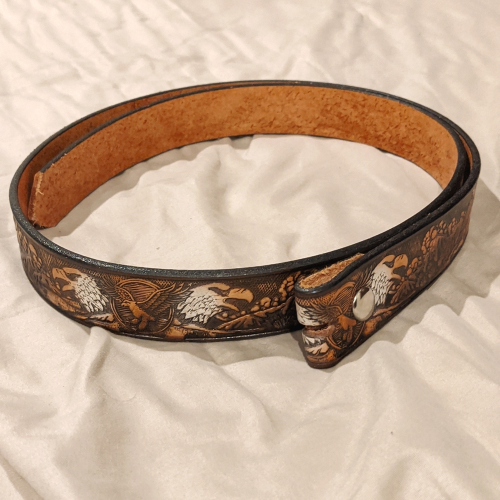 Vintage hand tooled Bald eagle and mountain designed belt